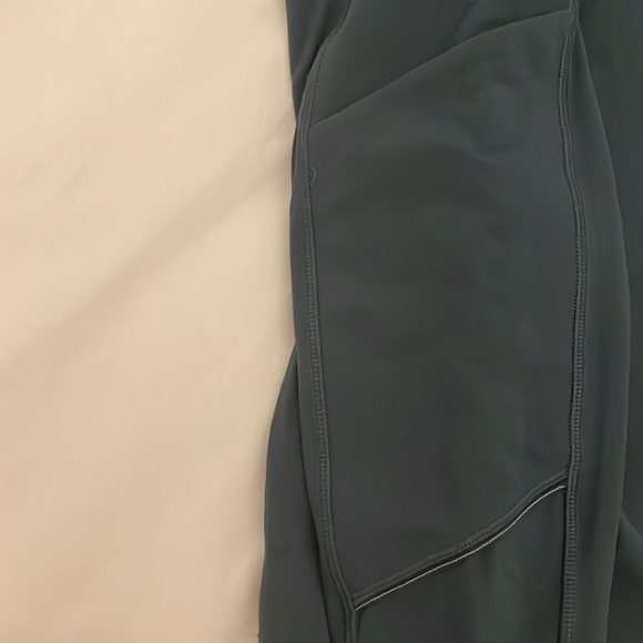 Lululemon leggings - Picture 4 of 4